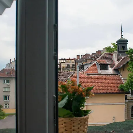 Cozy In The Historical Center Of Апартамент София